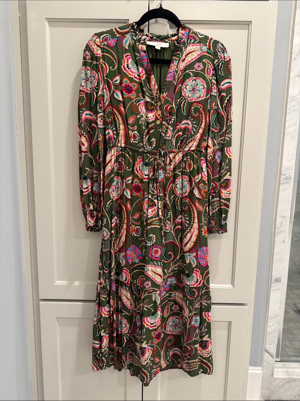 LOFT size XS Olive Paisley Floral Midi Dress with Pink and Blue Accents